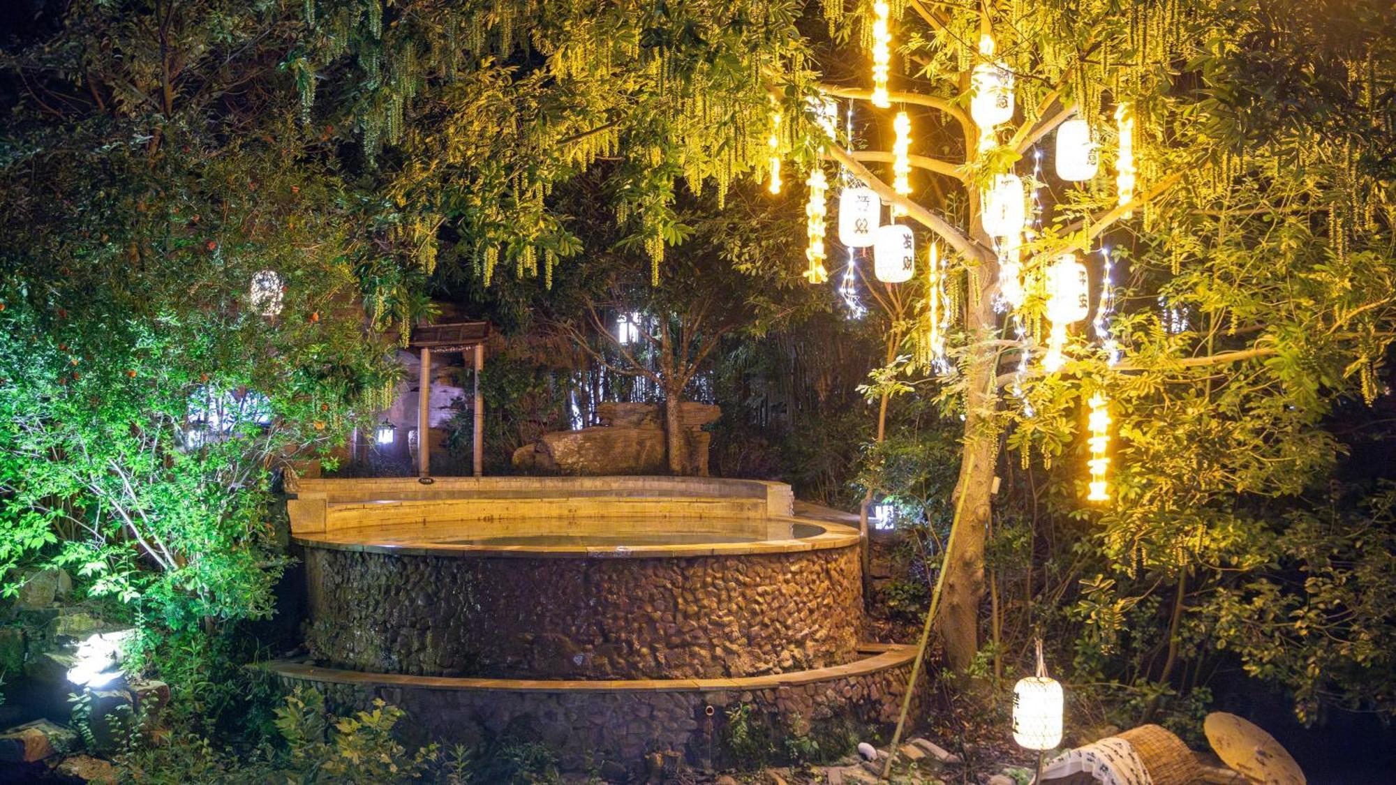 Holiday Inn Resort Chaohu Hot Spring By Ihg Hefei Exterior photo